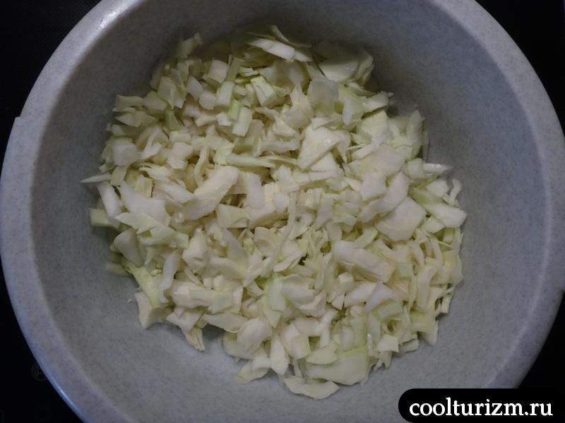 салат с фасолью и капустой