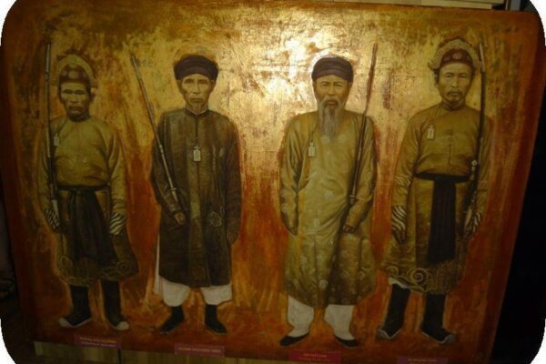 галерея шелка в Далате