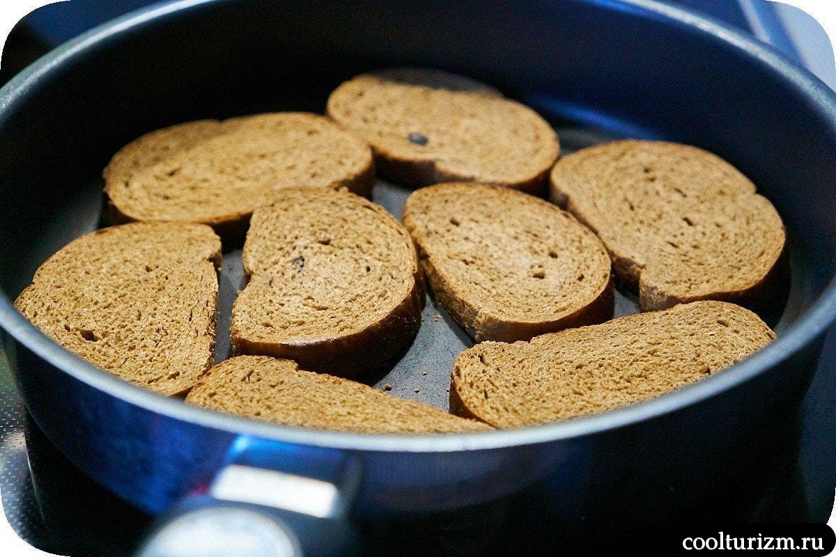 бутерброды с селедкой и черным хлебом