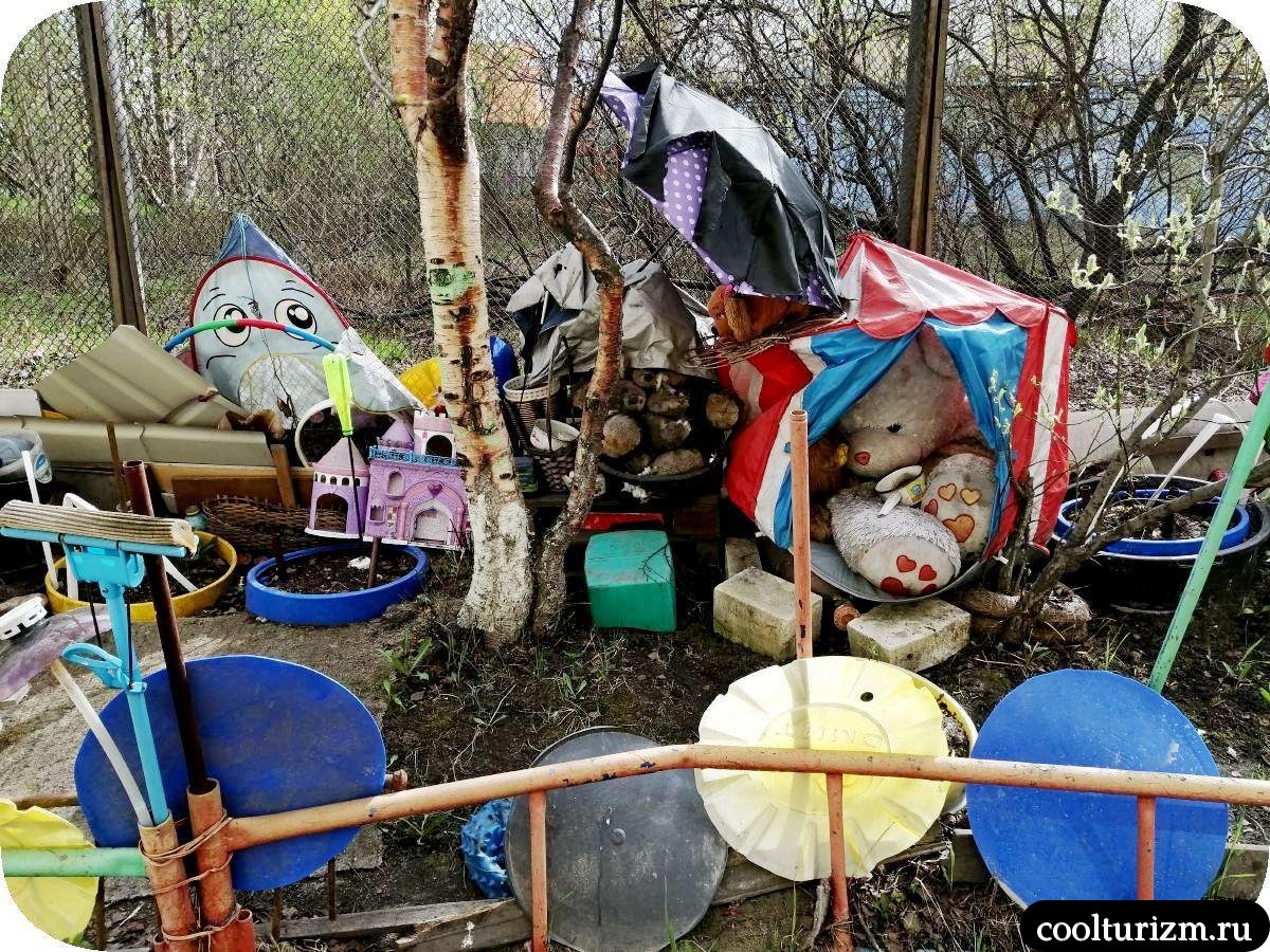 дворы Мурманска народное творчество игрушечный ад