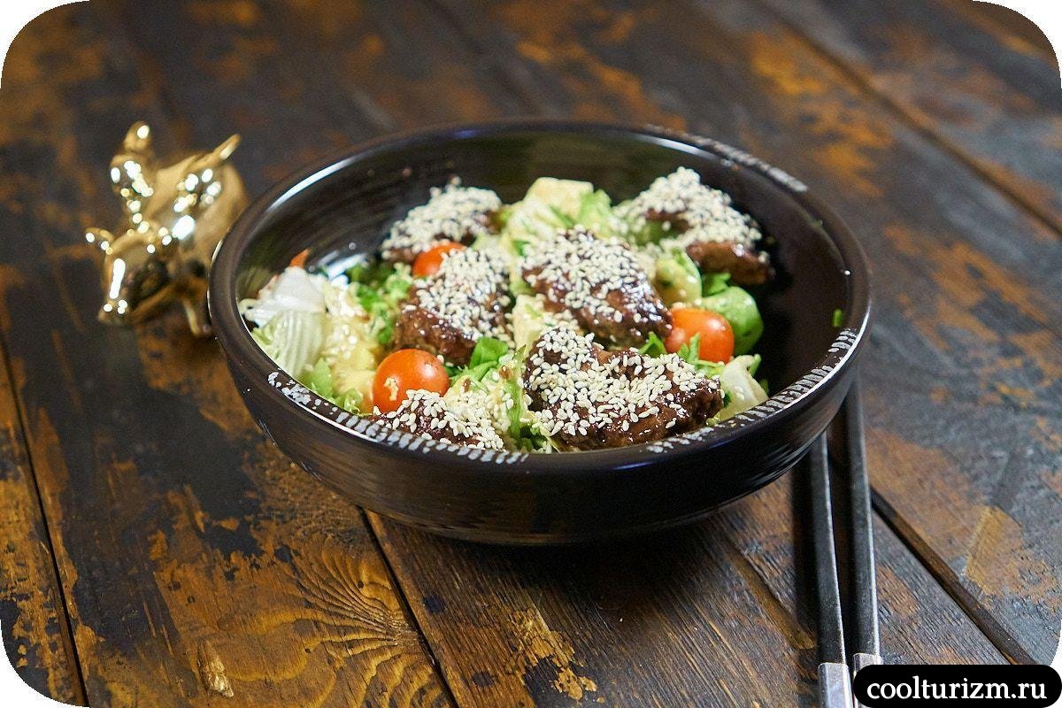 простой и вкусный салат с куриной печенью как готовить