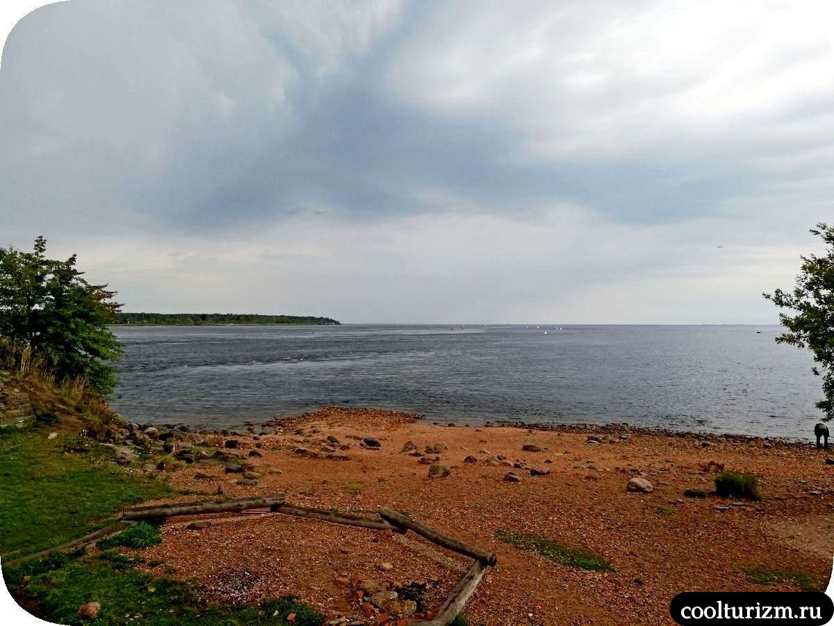 пляж в крепости Орешек остров Ореховый