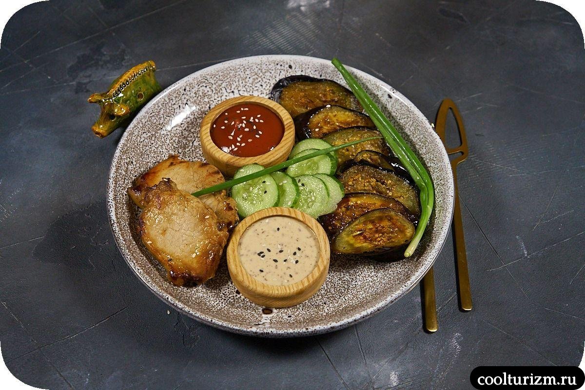 Баклажаны с мясом на сковороде