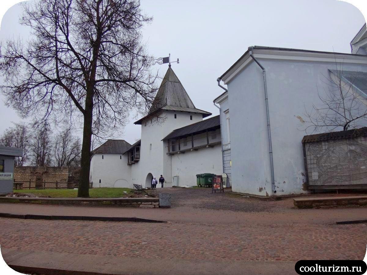 Рыбницкая башня, Псков