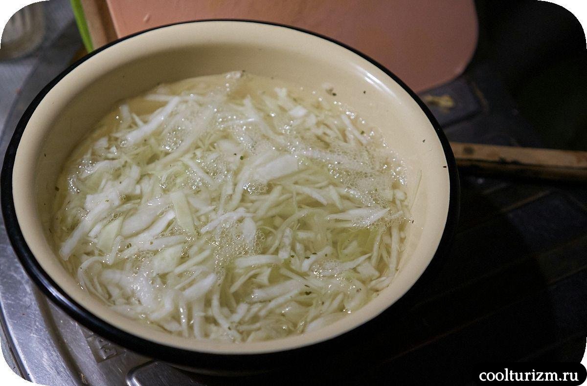 Капустный салат с помидорами капуста в кипятке