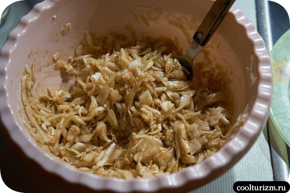 Капустный салат с заправкой из кетчупа