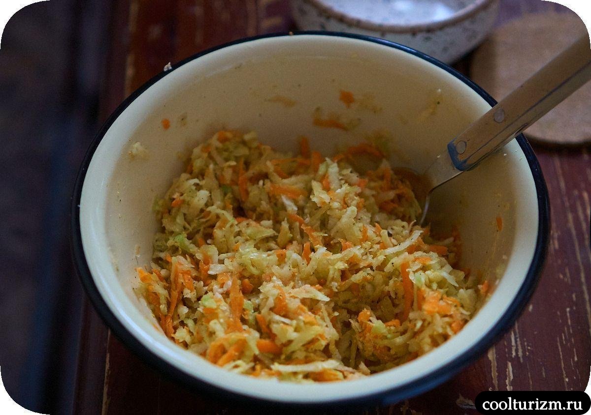 Салат из редьки с морковью и сливочным маслом