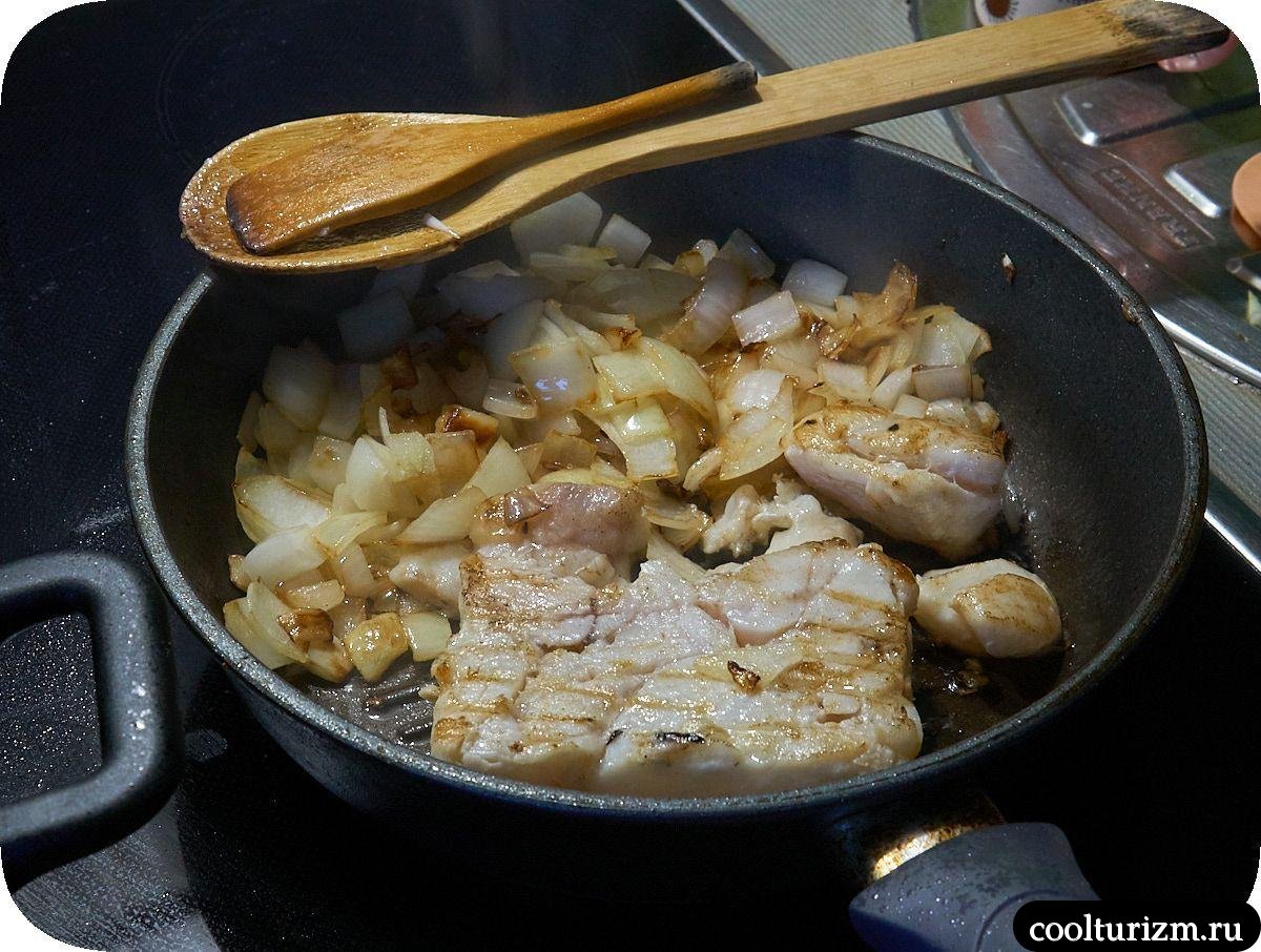 жареный лук золотистый