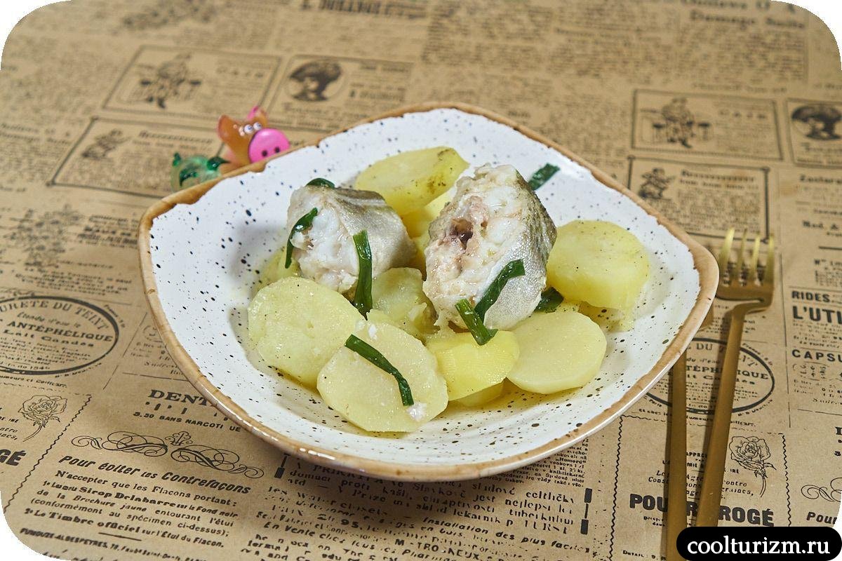 Треска паровая с картошкой
