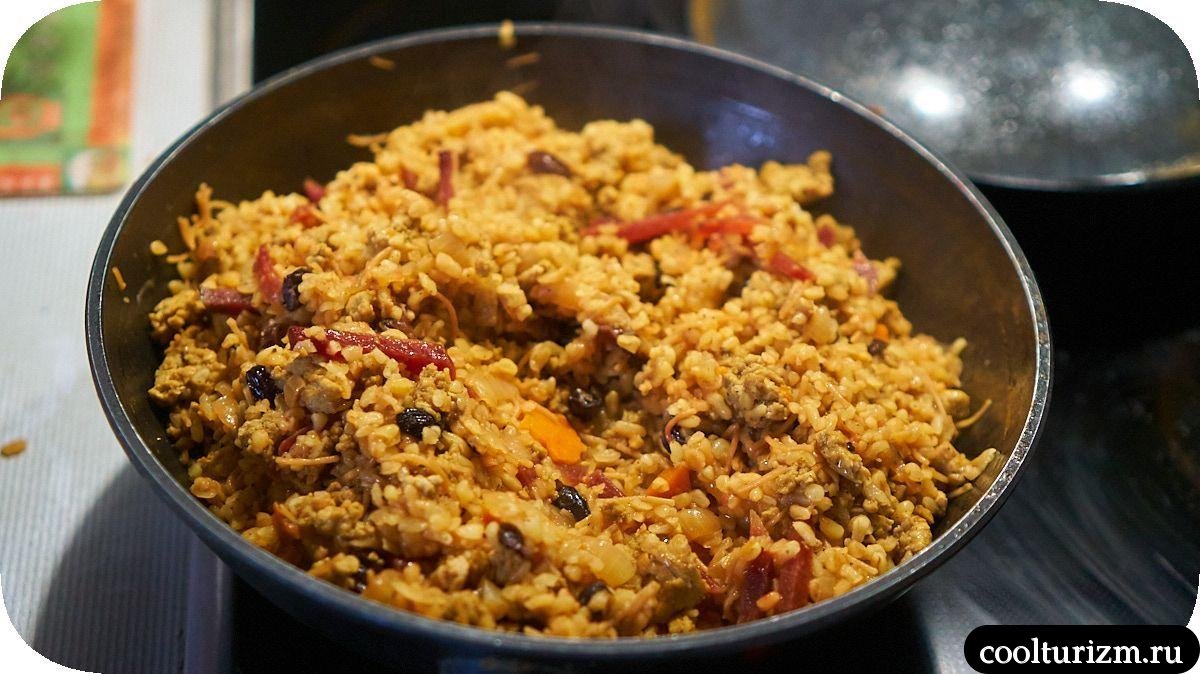 Булгур со свеклой и фаршем вкусный рецепт