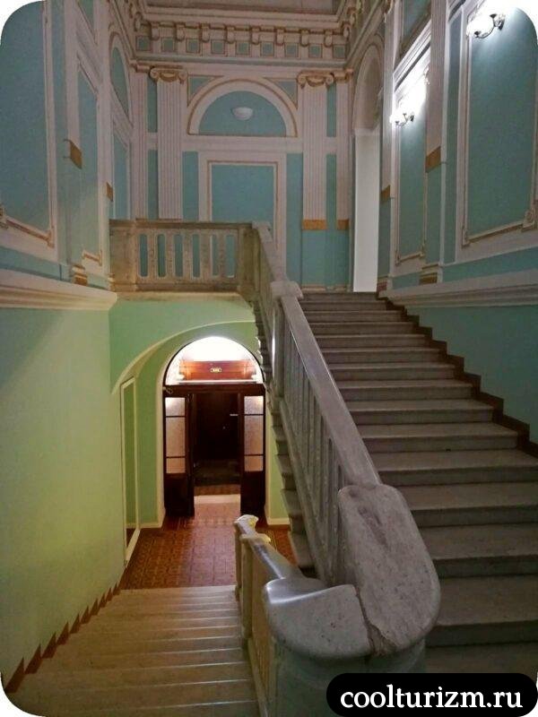 Особняк Молво Спб парадная