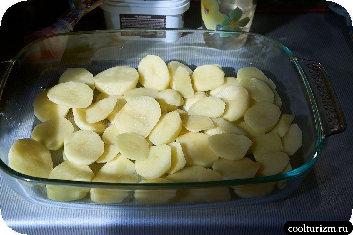 слой картошки в запеканке