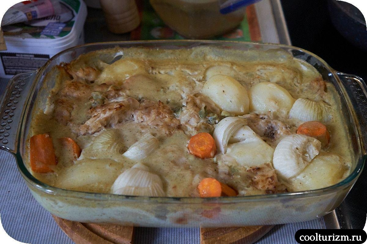 Кролик в сметане с картошкой в духовке под фольгой