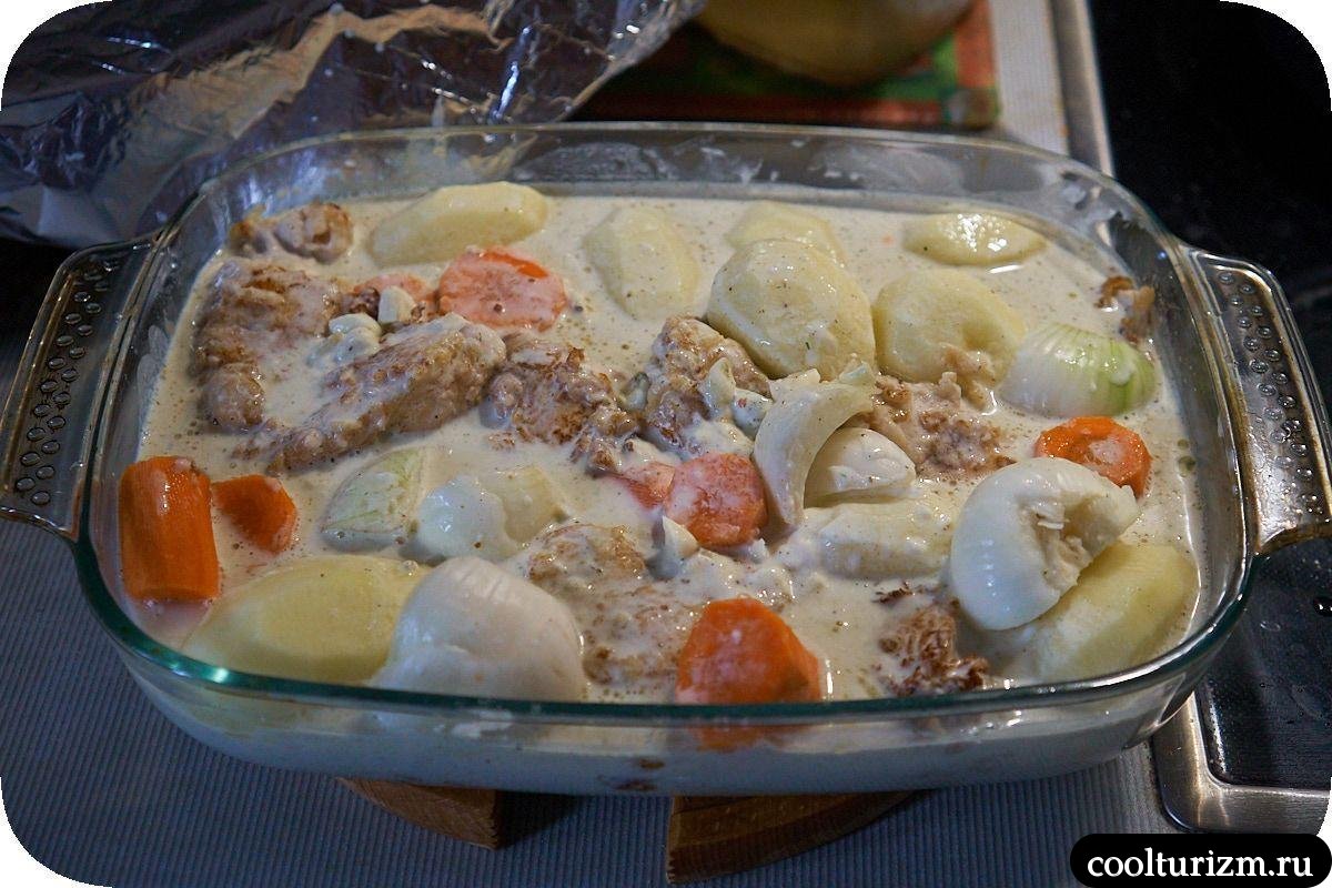 Кролик в сметане с картошкой как приготовить