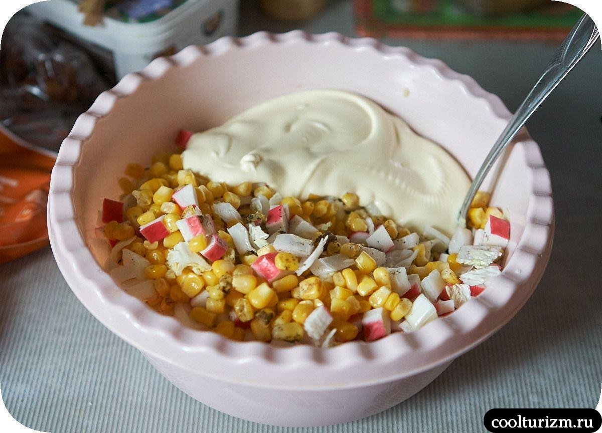 Салат из пекинской капусты с крабовыми палочками как приготовить