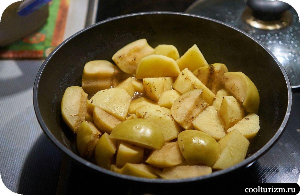 яблоки и картошка на гарнир