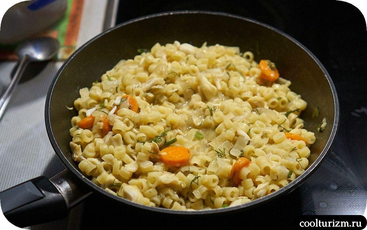 Макаронные колечки со щечками трески рецепт