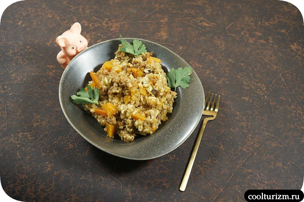 Рис с мясом и овощами в воке