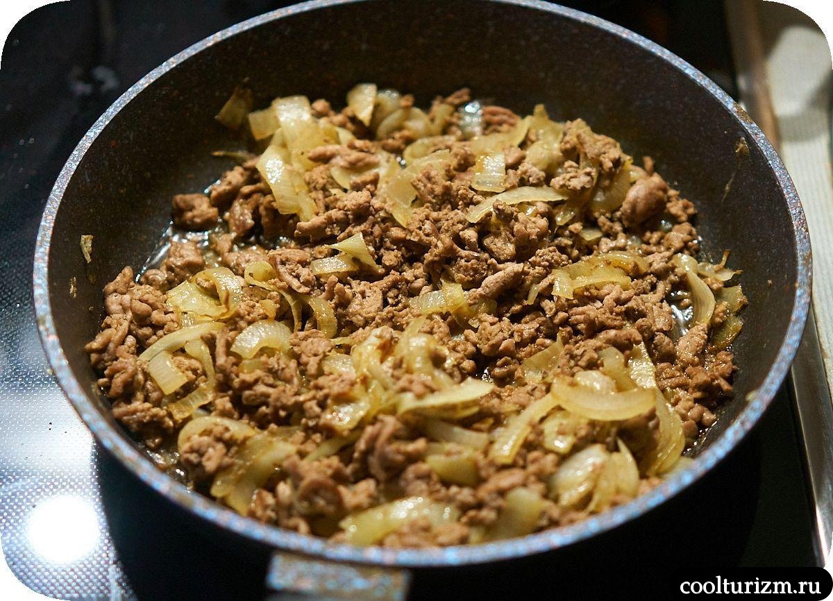 лук унд фарш обжарка