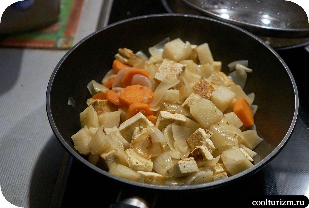 Карри с тофу и кольраби на кокосовом молоке как готовить