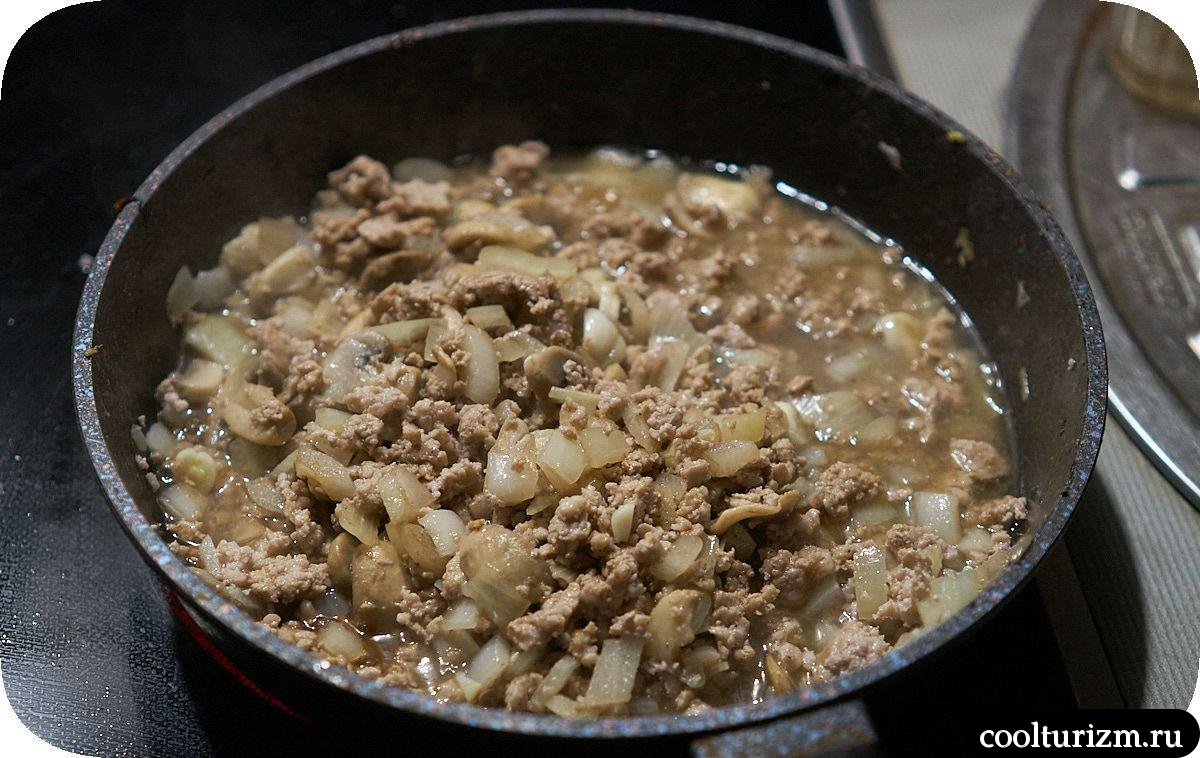 Жареная овсянка с фаршем и яйцом как готовить