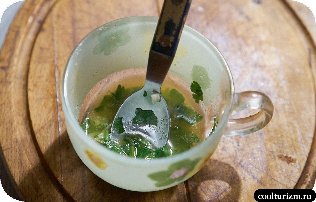 масляный соус с чесноком