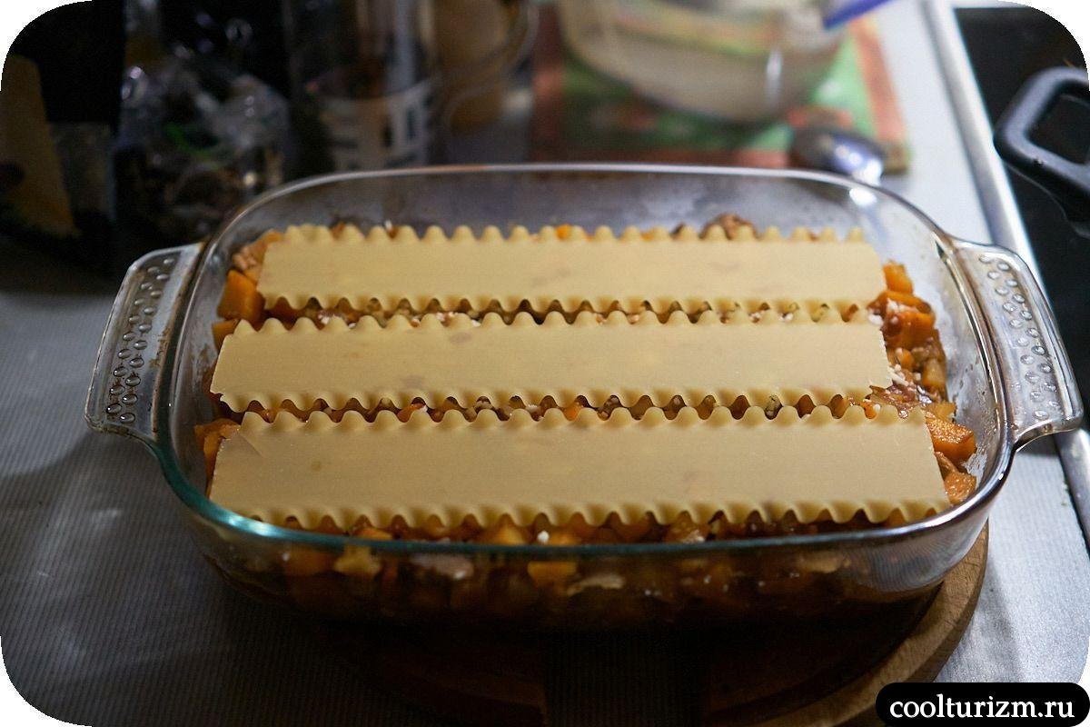 верхний слой запеканки с лазаньей