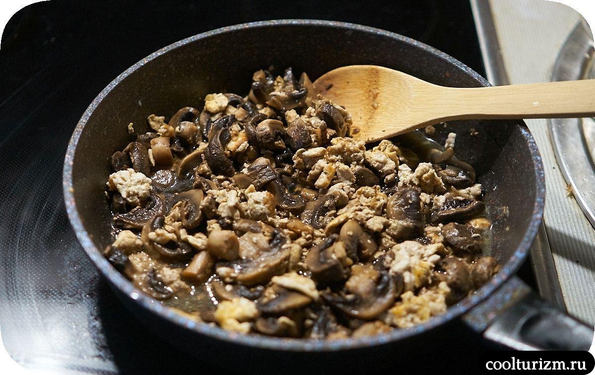 жарка шампиньонов с яйцами