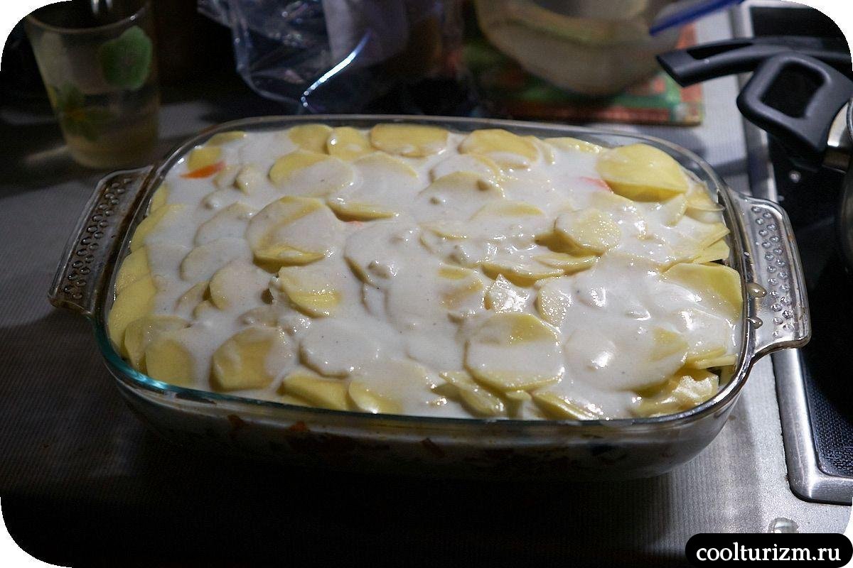белый соус на запеканке