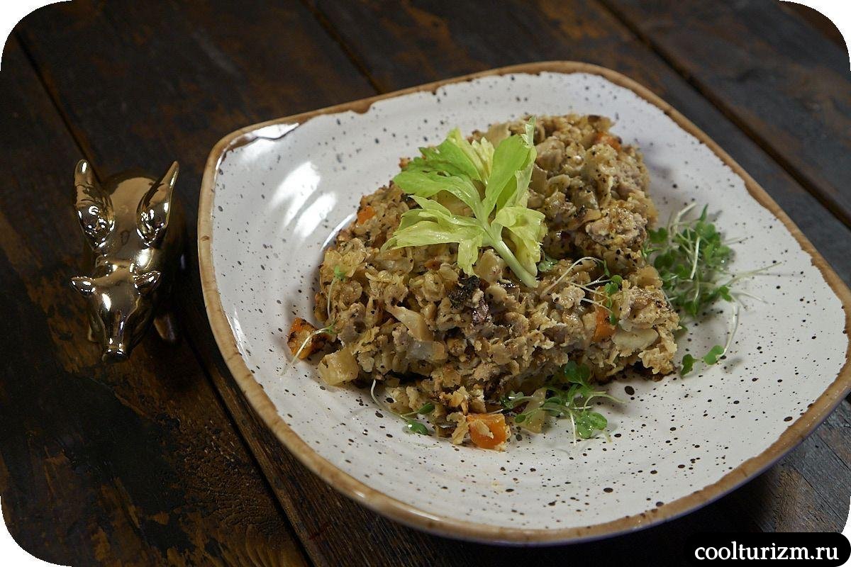 Жареная овсянка с фаршем и овощами рецепт