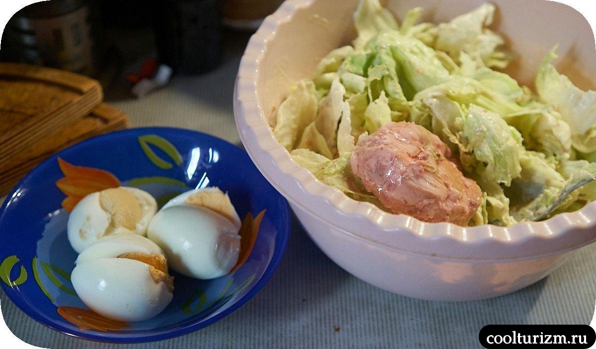 Цезарь с тунцом консервированным