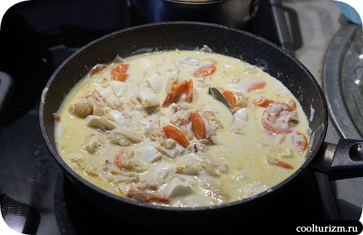 Щечки трески в сливках с зелёной гречкой как готовить