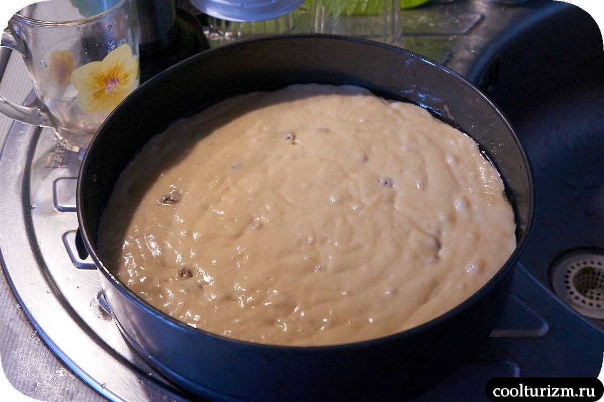 Пирог из куличового теста с дрожжами