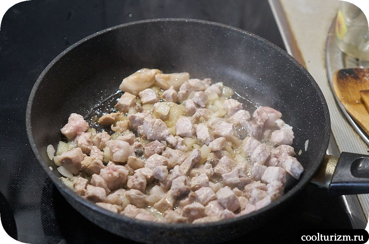 Картофель тушеный с мясом и баклажанами в томате как готовить