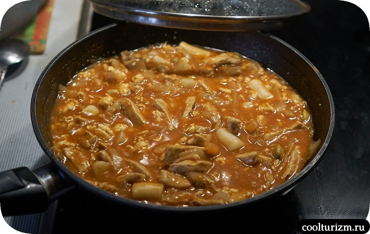 Рисовые палочки ттокпокки с мясом
