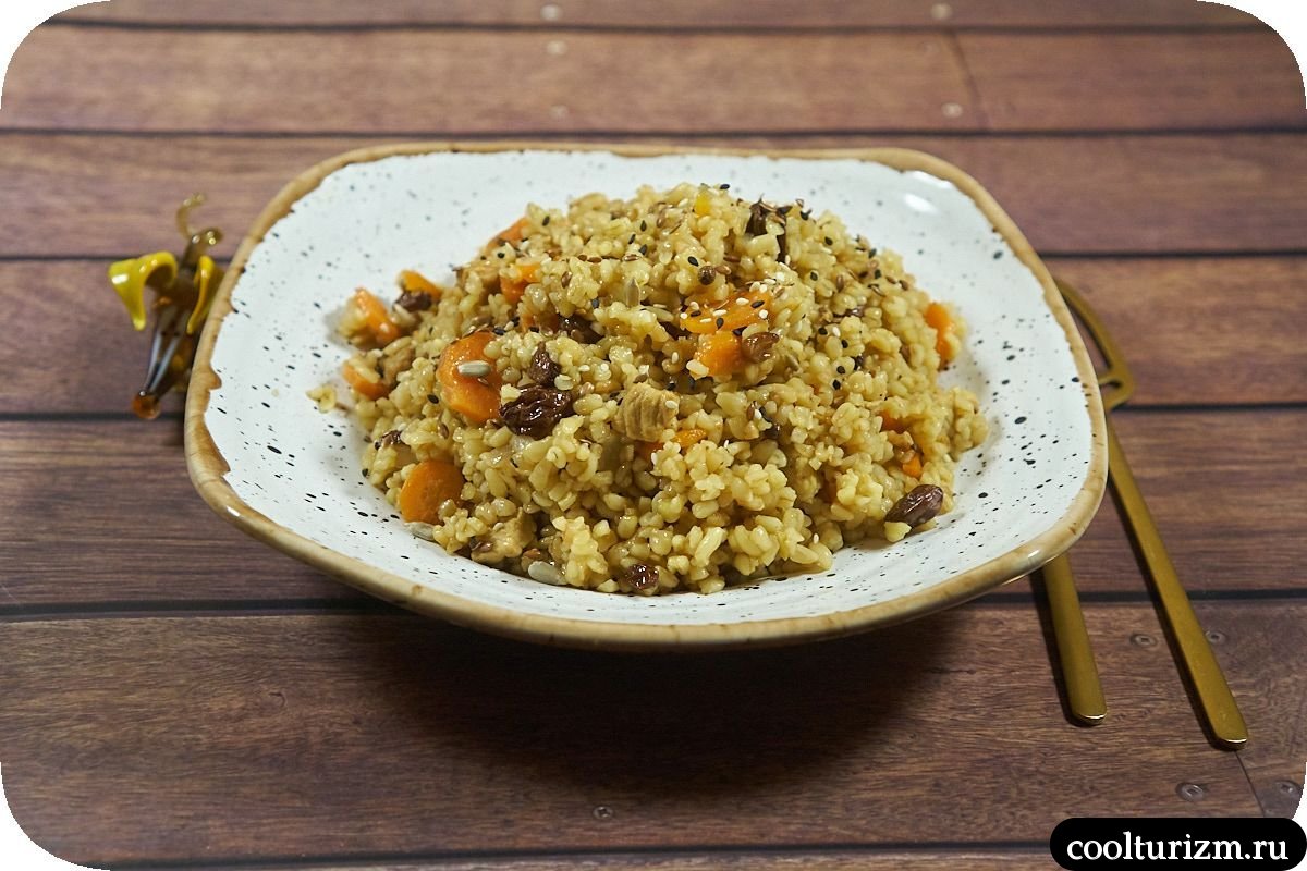 Булгур с мясом и морковью
