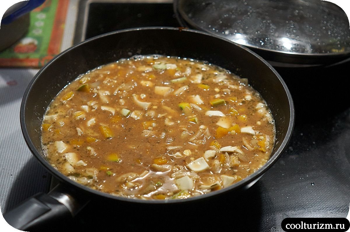 Птитим в томатном соусе со щечками трески вкусно