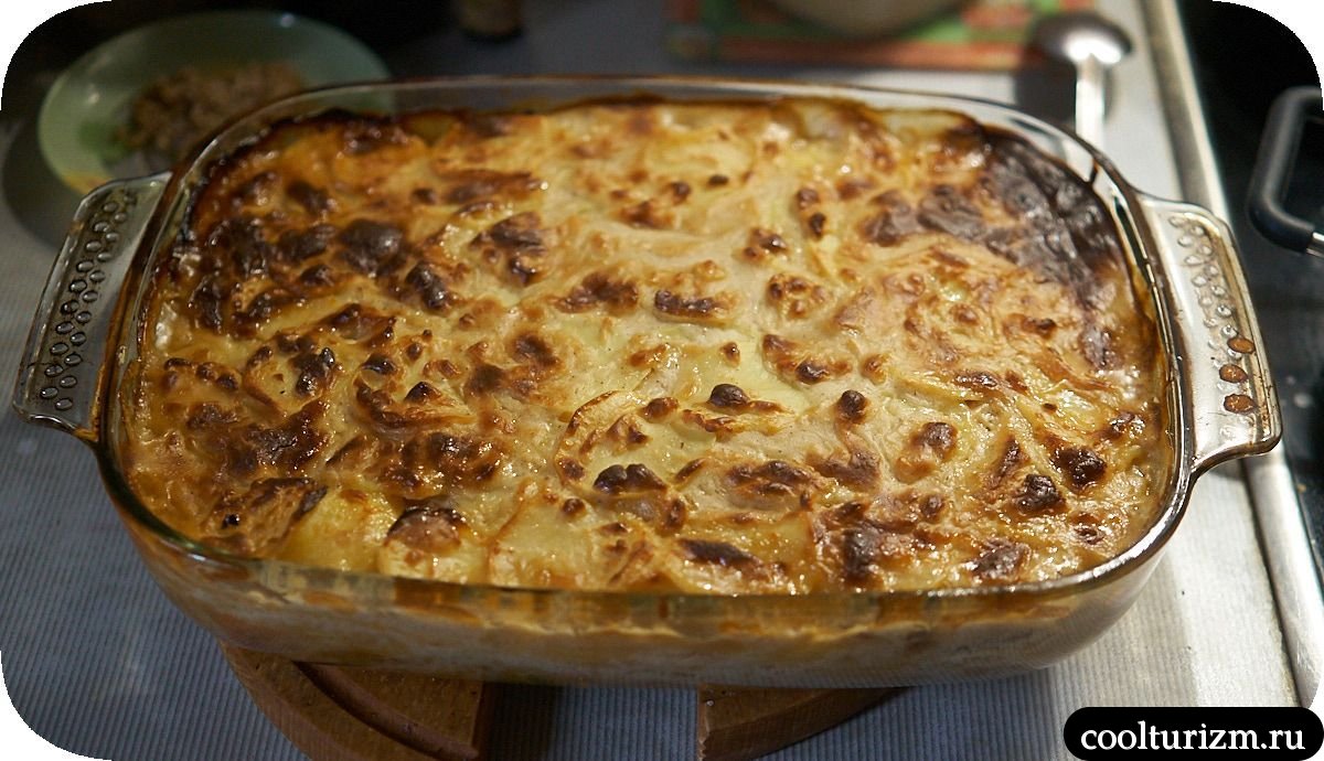 Картофельная запеканка мясная и морковью