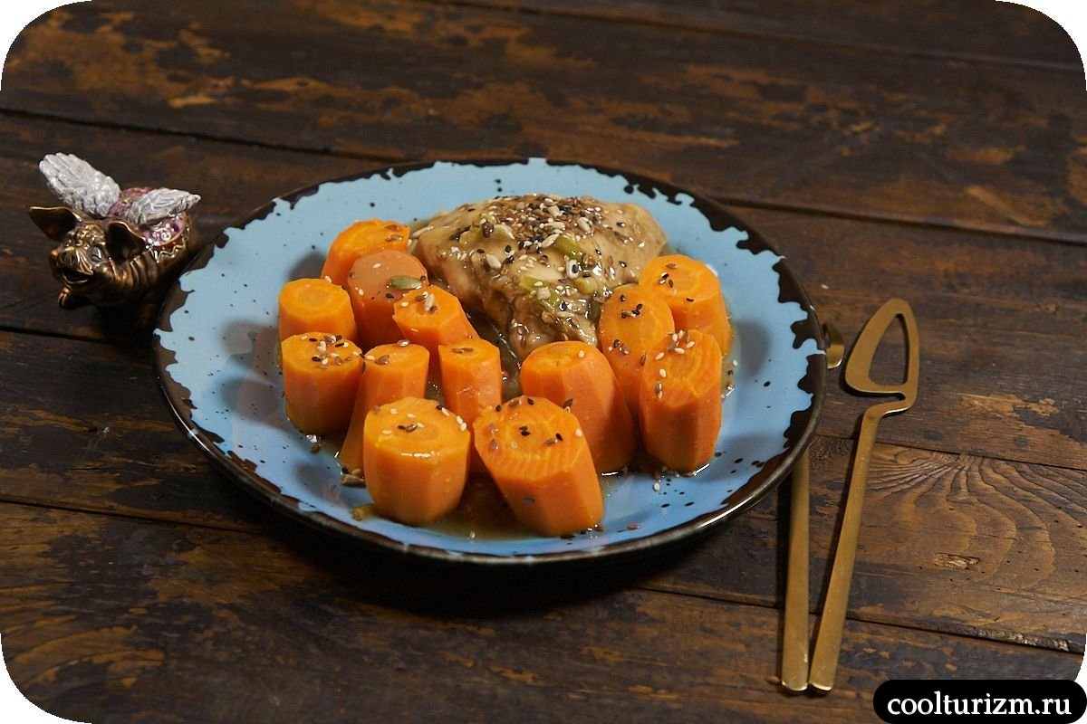 Куриные бёдра с морковью
