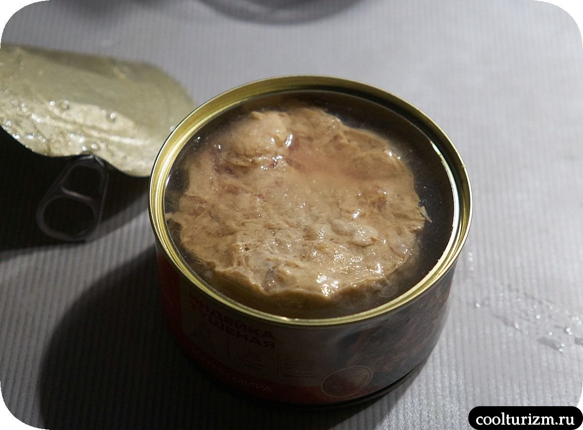 Тушеная пекинская капуста с тушенкой