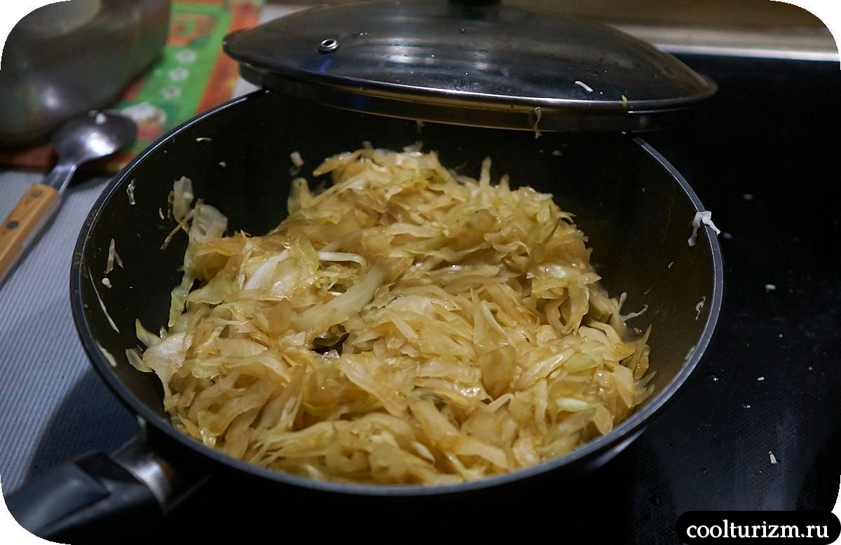 Печень куриная с тушеной капустой как готовить