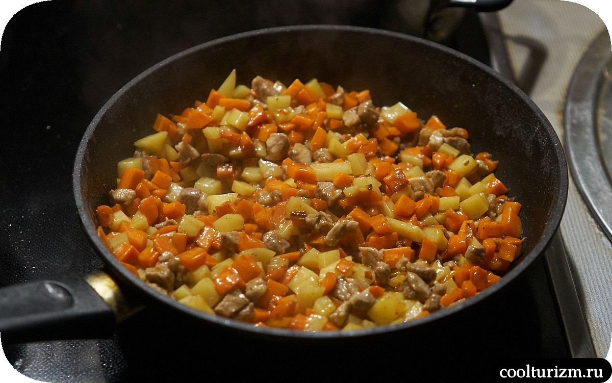 Жареная овсянка с мясом