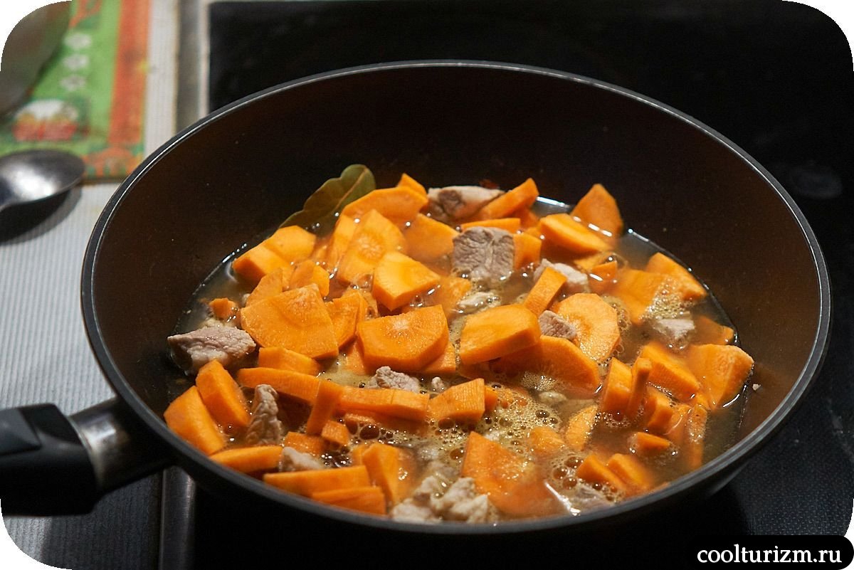 Картофель с шампиньонами и мясом как готовить