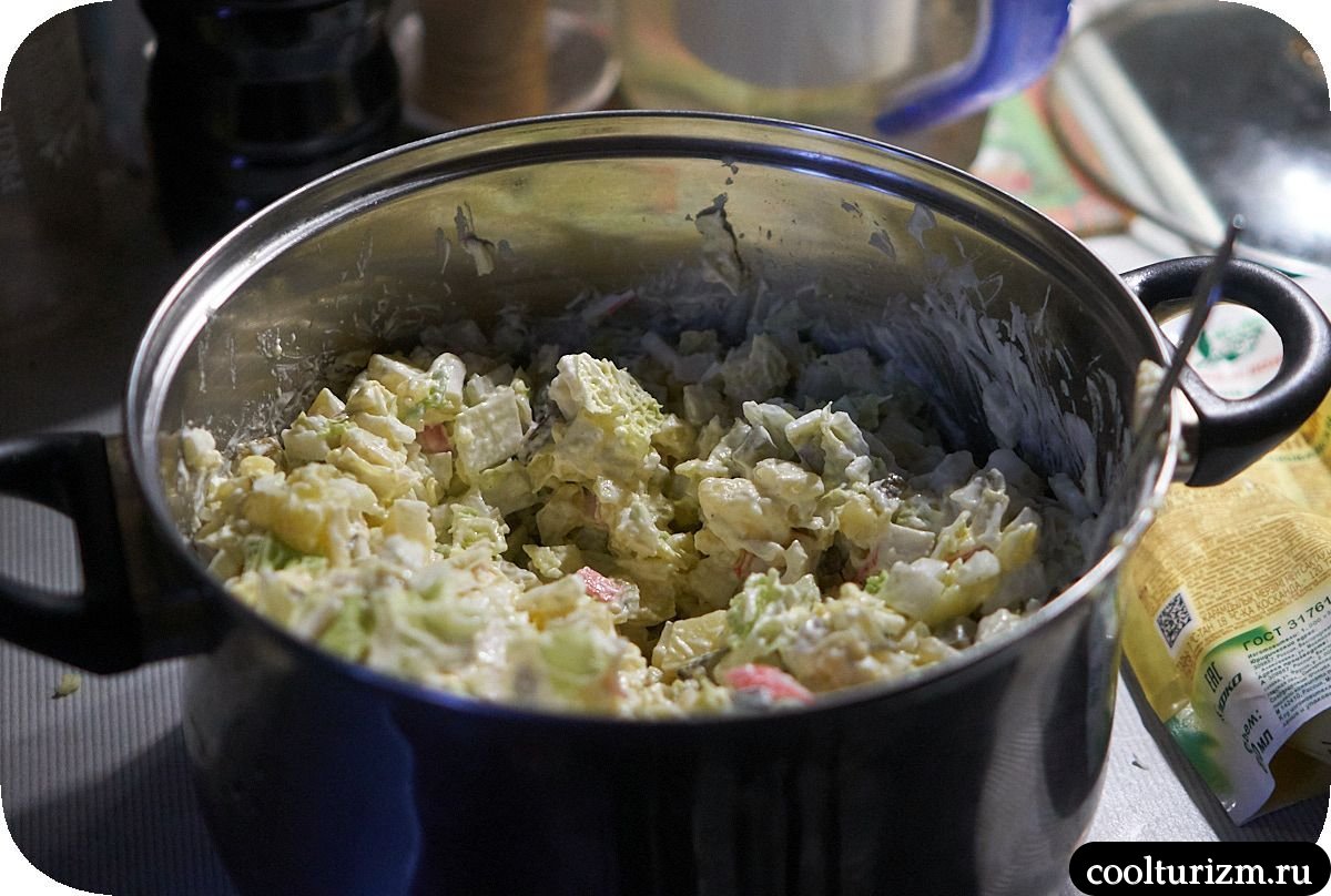 Салат с крабовыми палочками