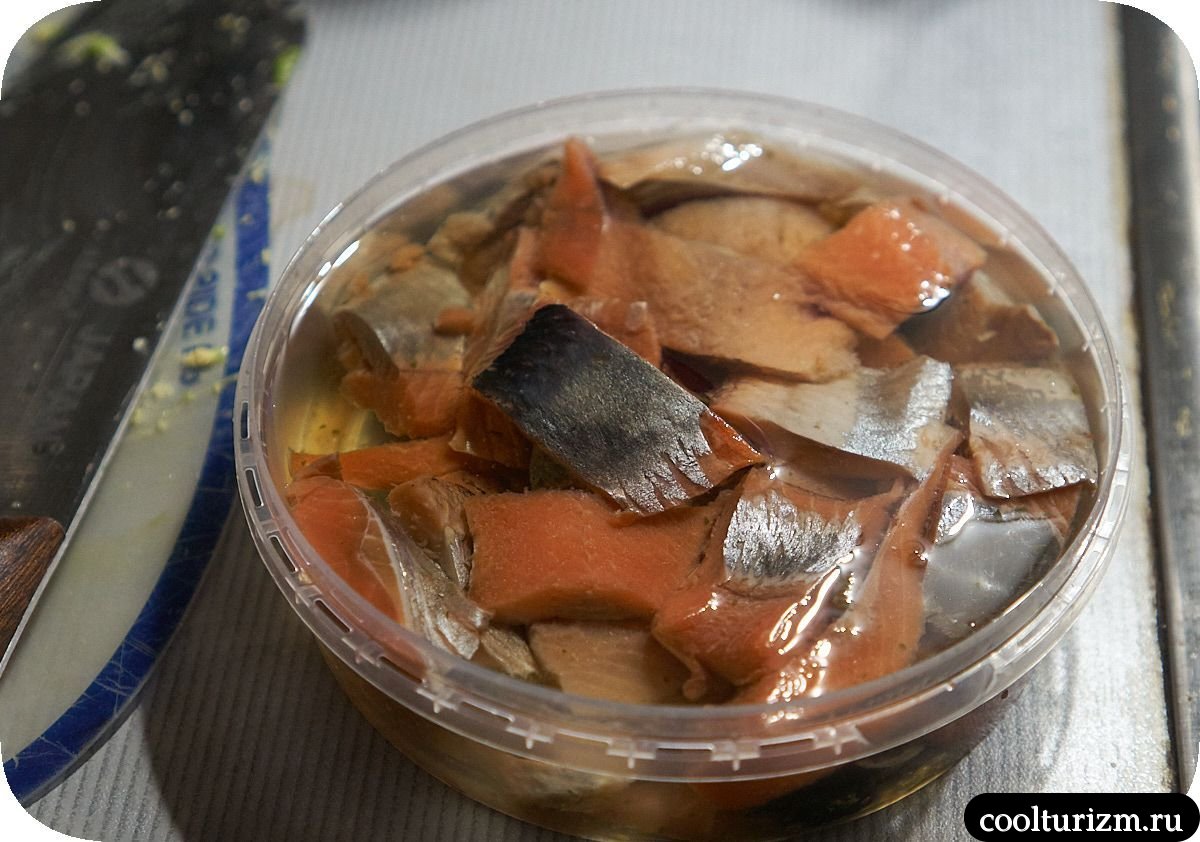 Салат с селедкой и морковью как готовить