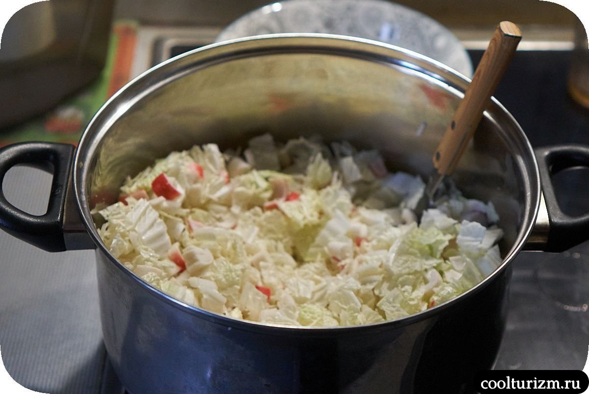 Салат с крабовыми палочками