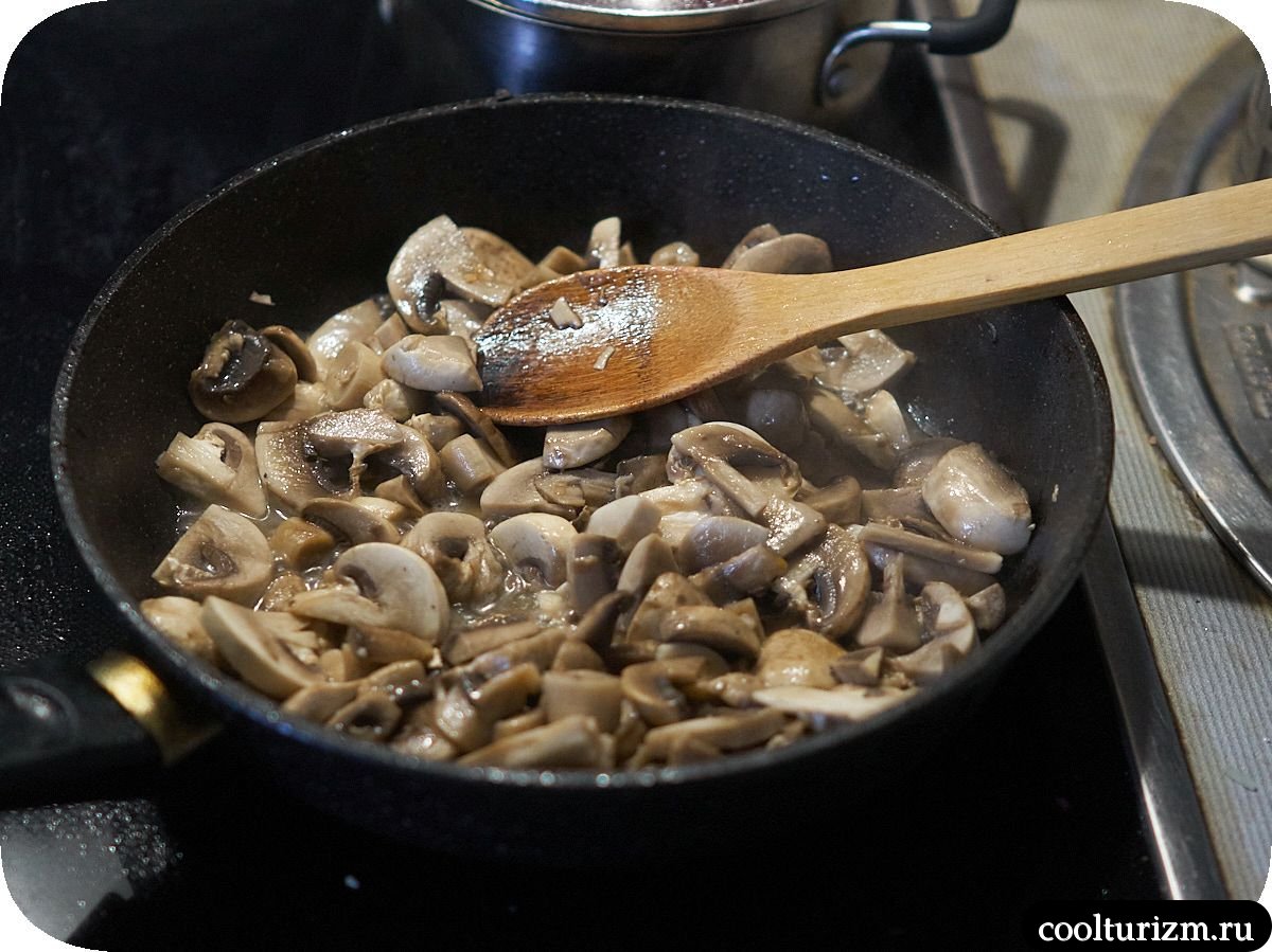Макароны с шампиньонами и тыквой в томате как готовить