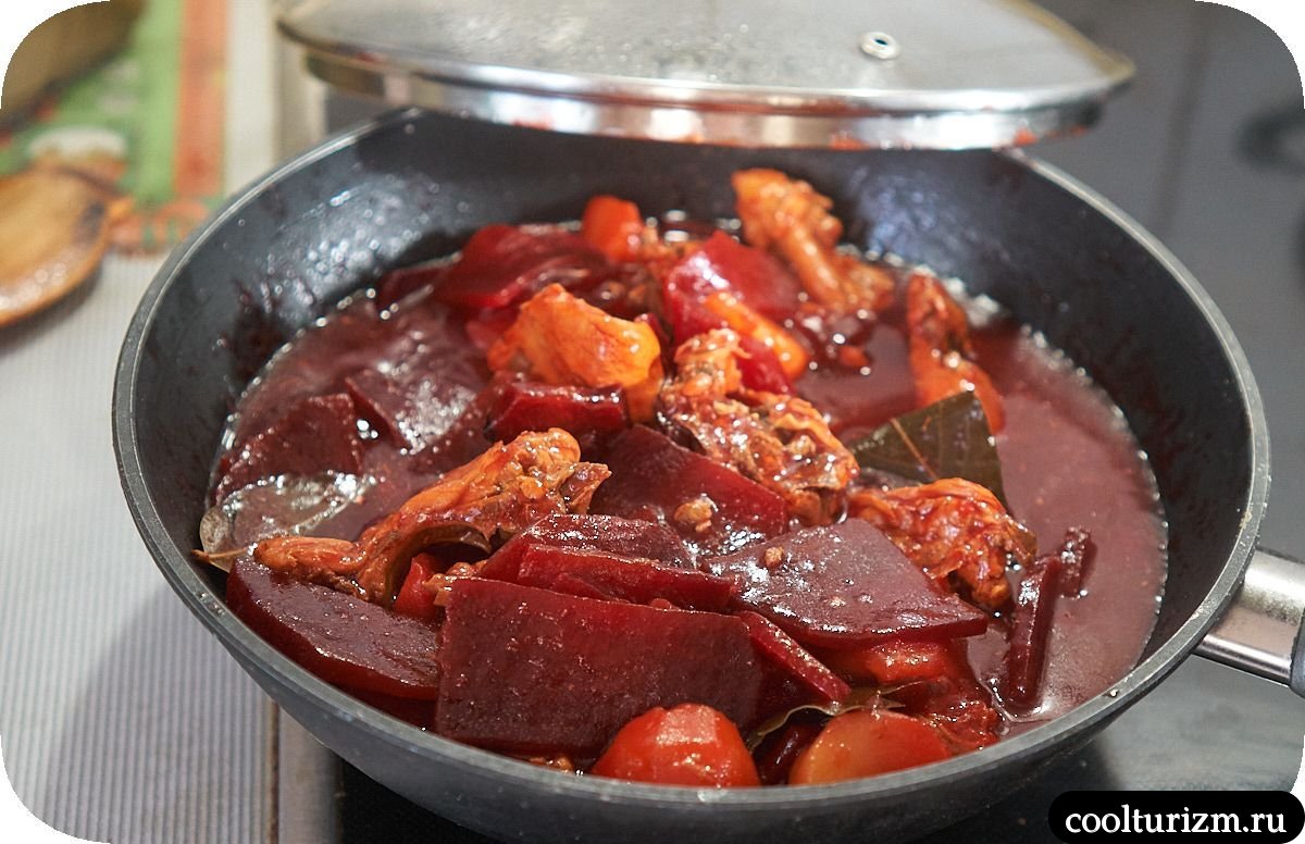 Курица со свеклой и картофелем как готовить