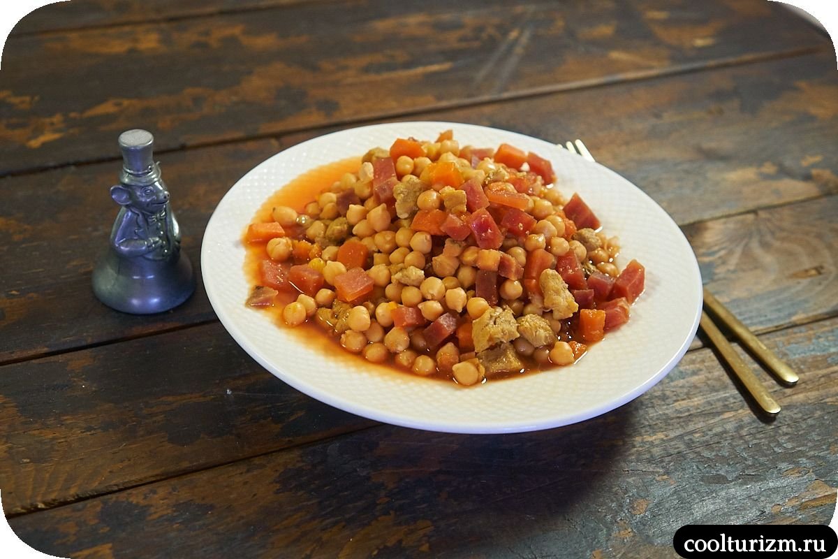 Варёный нут со свеклой и мясом рецепт