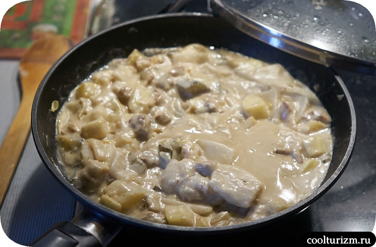 Ттокпокки с мясом в сметане вкусный рецепт